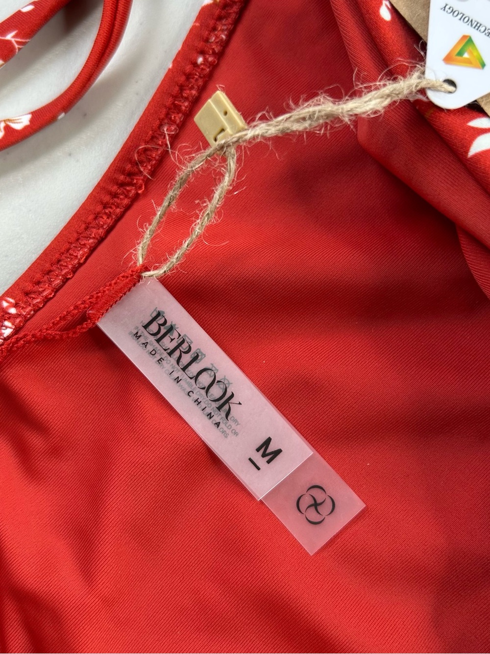 Berlook Bikini Set Medium Red Floral Print Ruched Bottom Underwire Top New - Picture 7 of 9
